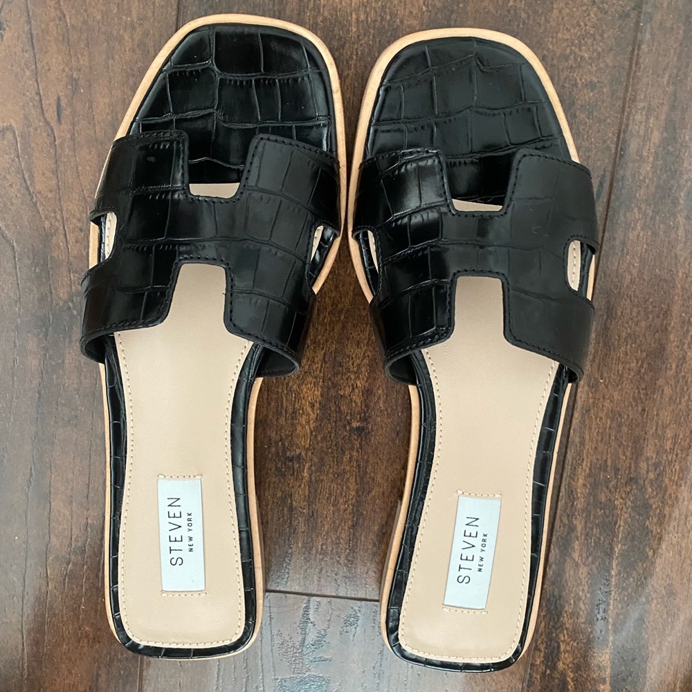 Steve Madden sandals